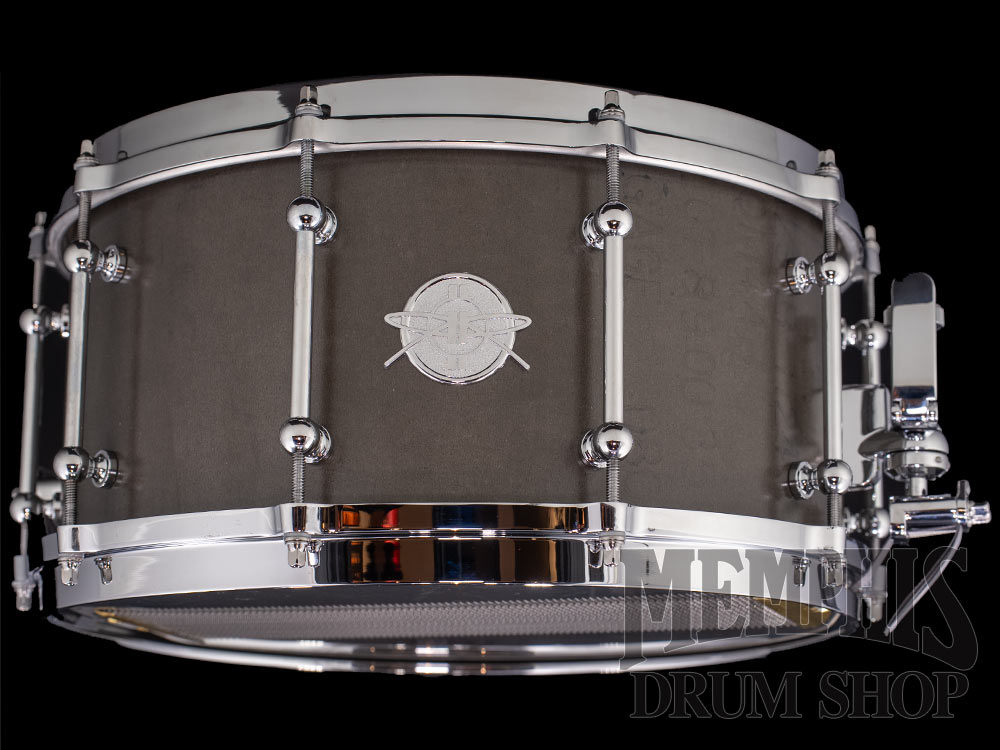 Dunnett Classic 14x7 Magnesium Snare Drum with Die-Cast Hoops