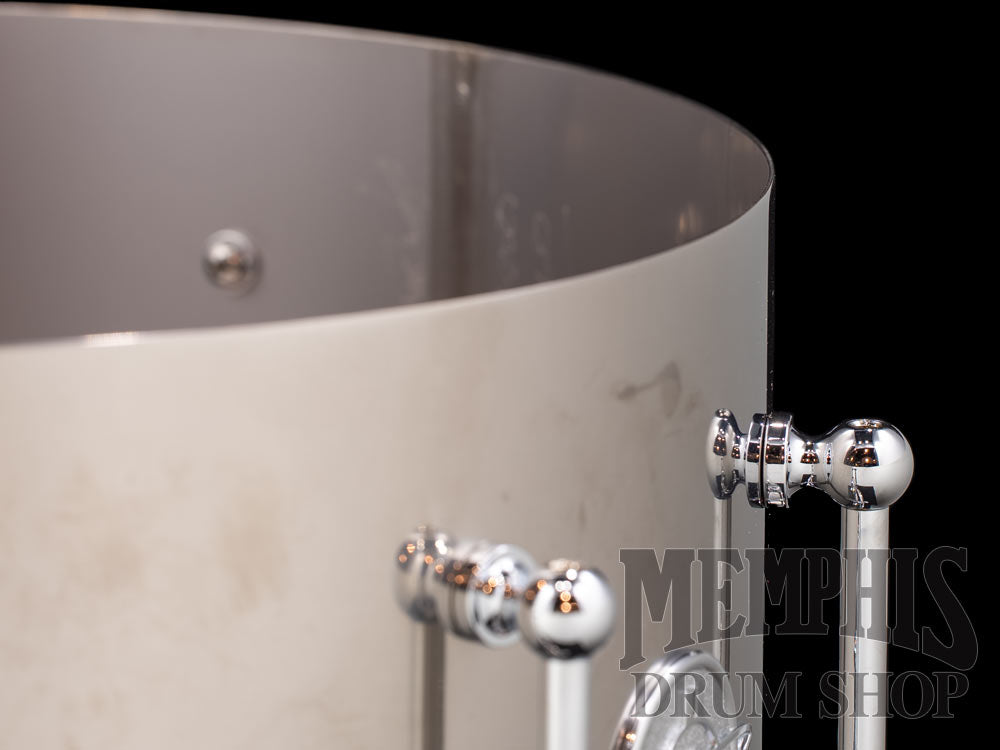 Dunnett Classic 14x7 Titanium Snare Drum with 10 Lugs and Die-Cast Hoops - Polished
