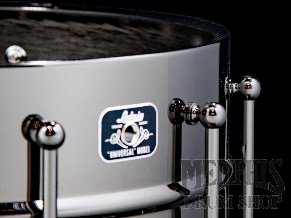 Ludwig 14x6.5 Universal Black Brass Snare Drum with Black Hardware