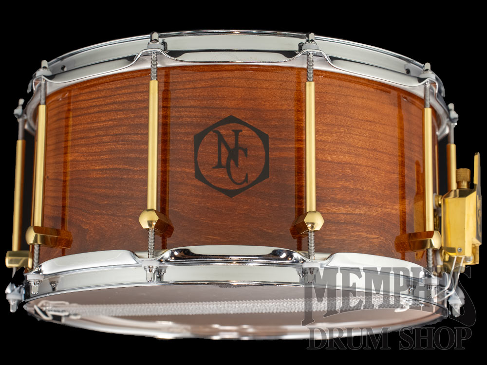 Noble & Cooley 14x7 Solid Shell Classic Cherry Snare Drum - Honey Maple Gloss