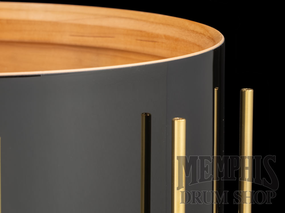 Noble & Cooley 14x7 Solid Shell Classic Maple Snare Drum - Black Gloss