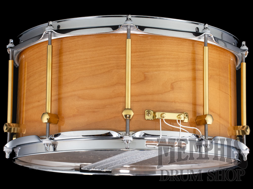 Noble & Cooley 14x7 Solid Shell Classic Maple Snare Drum - Natural Gloss