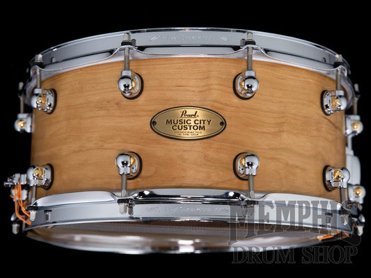 Pearl 14x6.5 Music City Custom Solid Cherry Snare Drum