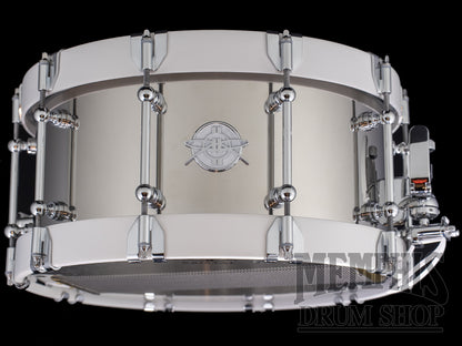 Dunnett Classic 14x7 Stainless Steel Snare Drum with White Metal Wood Hoops - Polished