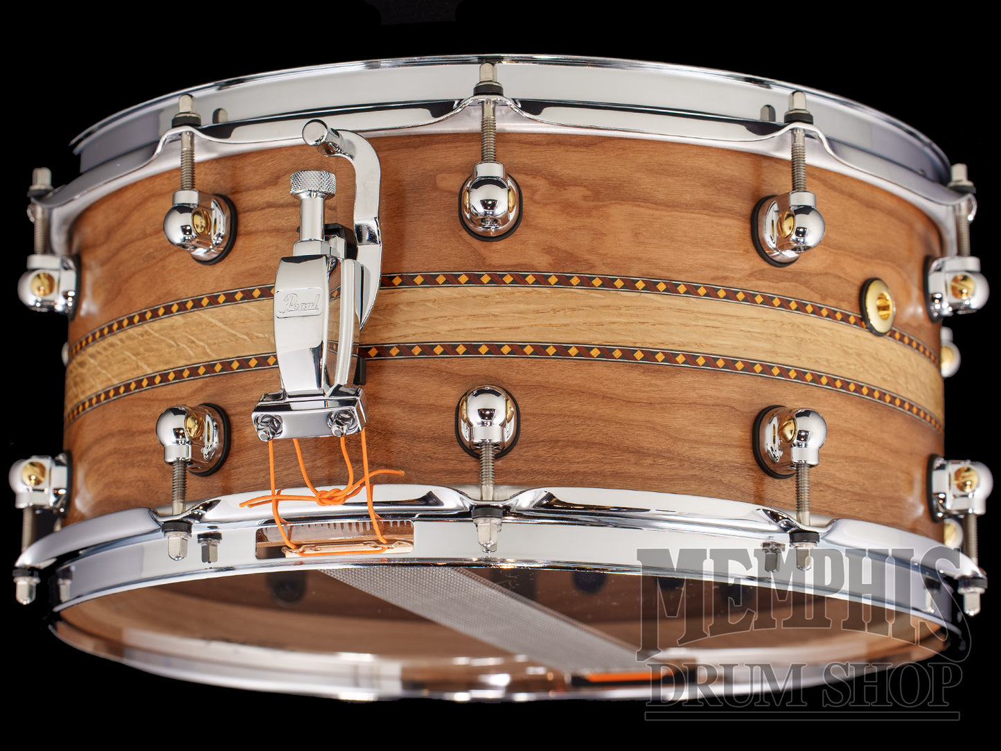 Pearl 14x6.5 Music City Custom Solid Cherry Snare Drum with a White Oak Inlay