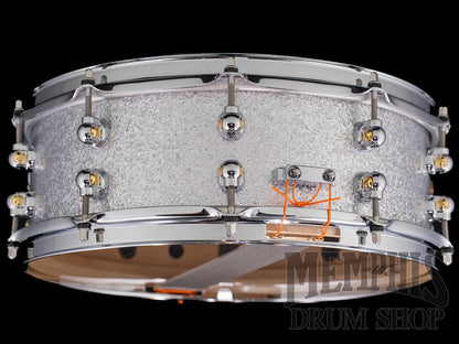 Pearl 14x5 Music City Custom Solid Maple Snare Drum - Classic Silver Sparkle