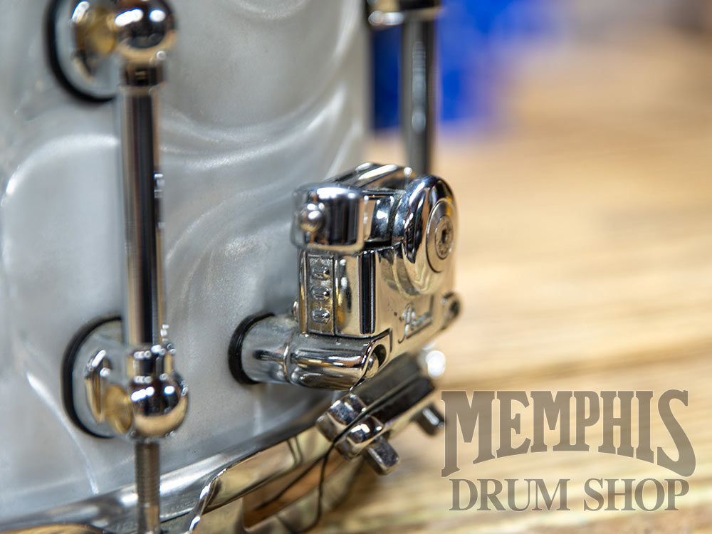 Used Pearl 13x6.5 Music City Custom Reference Pure Snare Drum - White Satin Moire