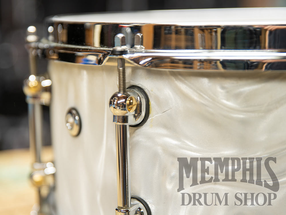Used Pearl 13x6.5 Music City Custom Reference Pure Snare Drum - White Satin Moire