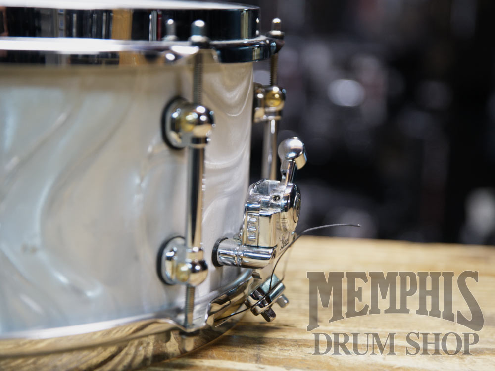 Used Pearl 13x6.5 Music City Custom Reference Pure Snare Drum - White Satin Moire