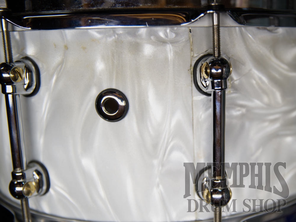 Used Pearl 13x6.5 Music City Custom Reference Pure Snare Drum - White Satin Moire