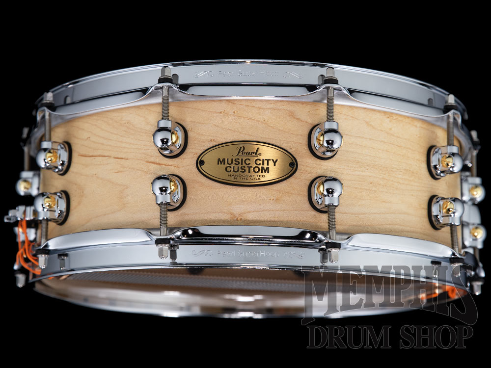 Pearl 14x5 Music City Custom Solid Maple Snare Drum