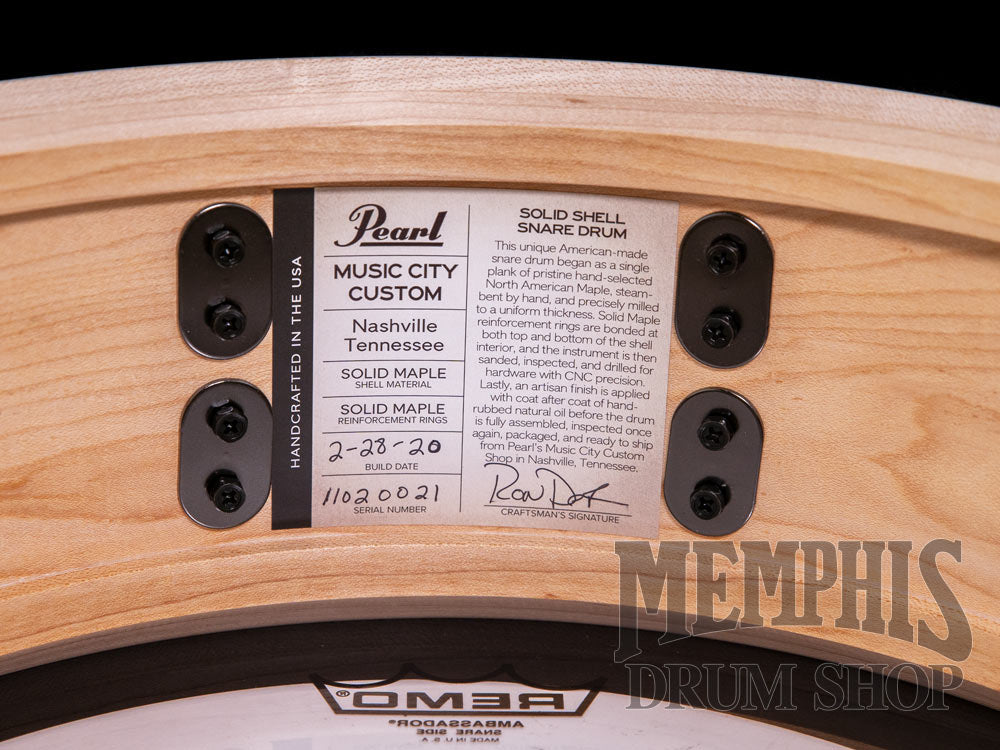 Pearl 14x5 Music City Custom Solid Maple Snare Drum